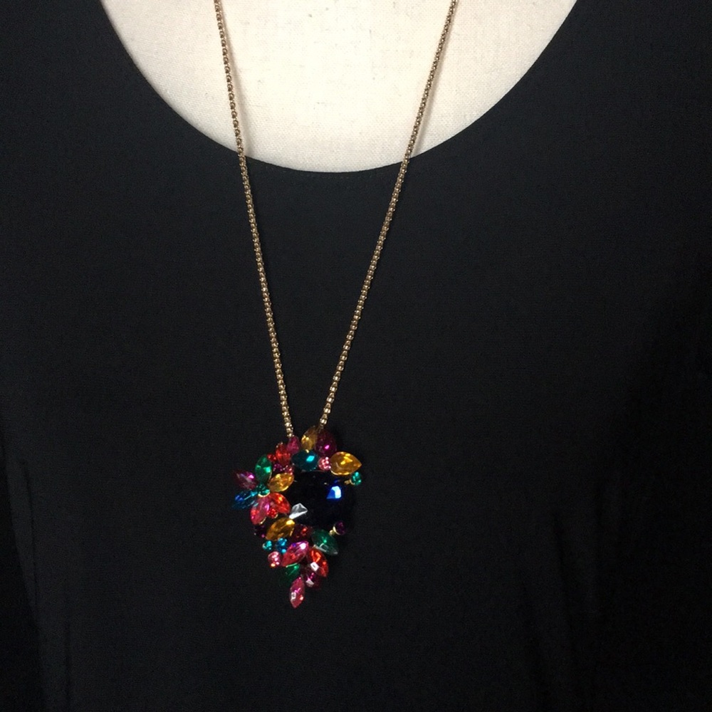 Multi-Color Crystal Flower Necklace - Picture 14 of 14